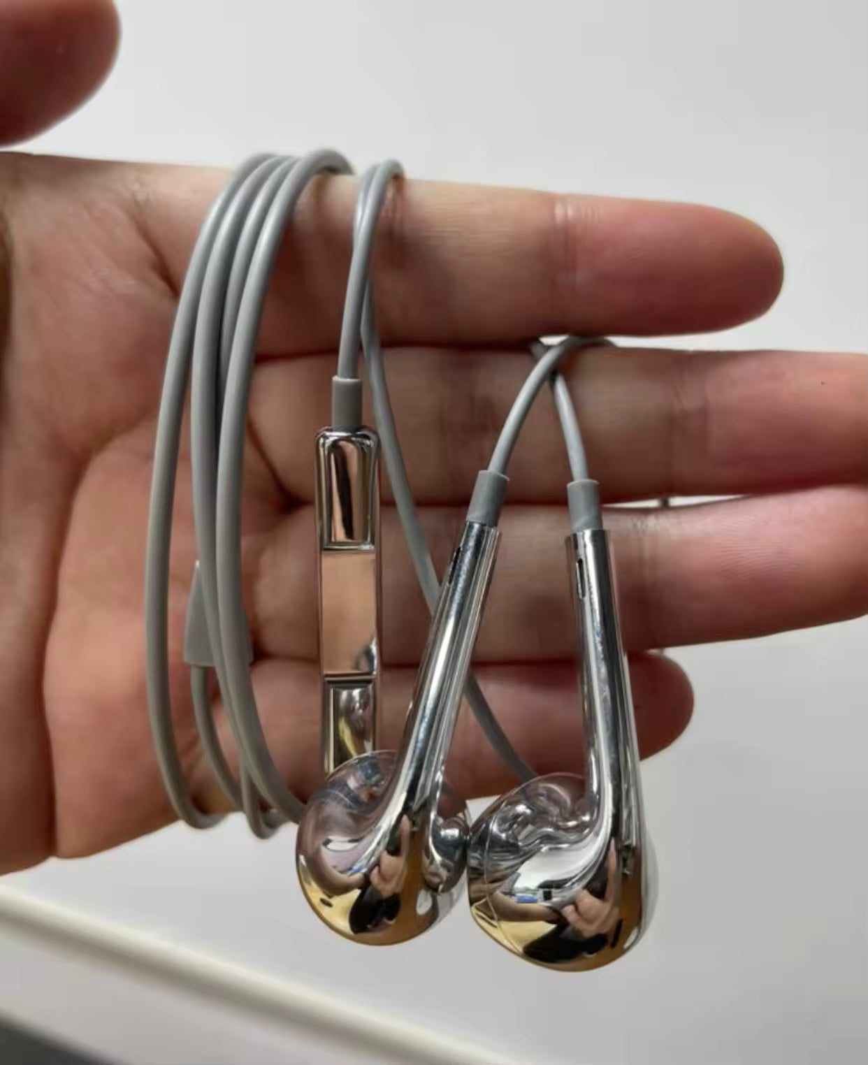 Silver  Wired Earphones
